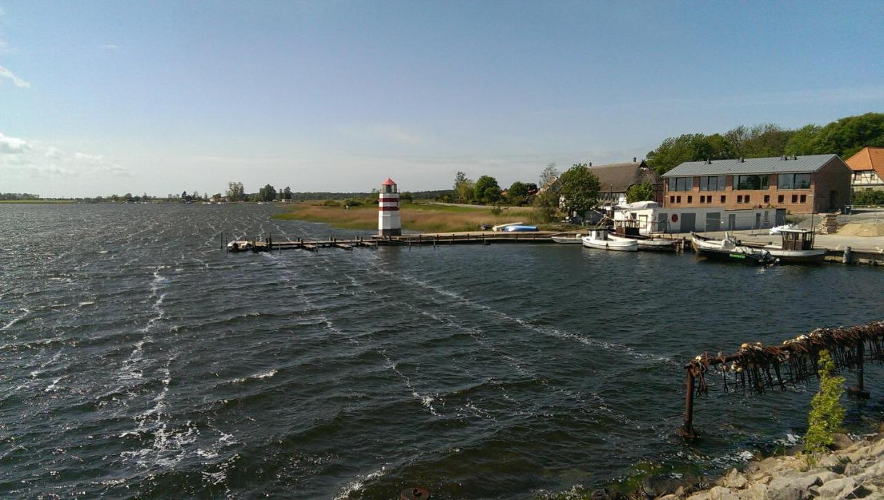 Jugendtours-Feriendorf Ummanz Aparthotel Buitenkant foto