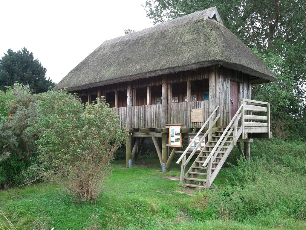 Jugendtours-Feriendorf Ummanz Aparthotel Buitenkant foto