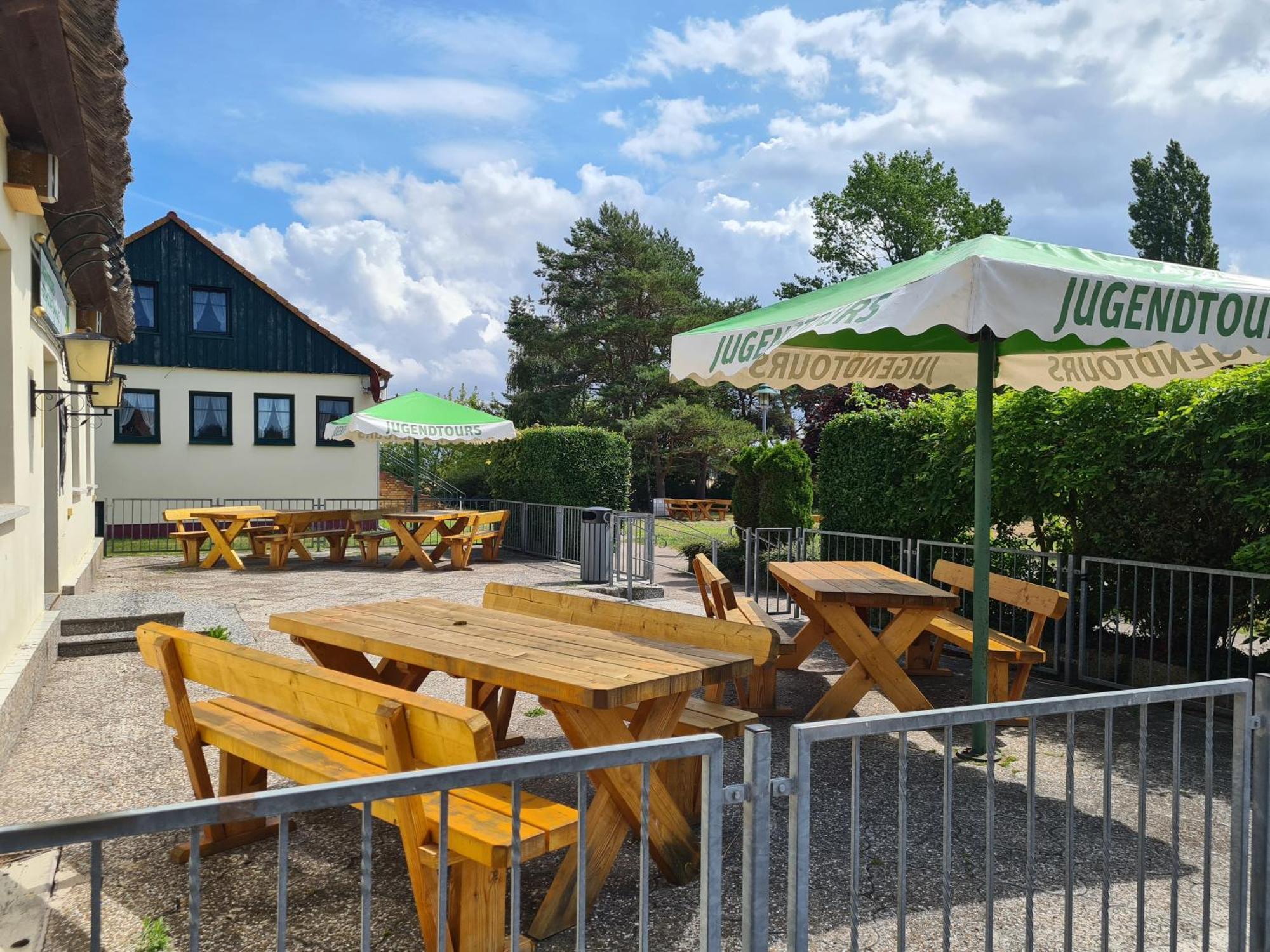 Jugendtours-Feriendorf Ummanz Aparthotel Buitenkant foto