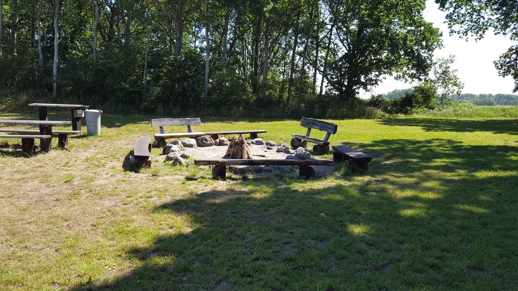 Jugendtours-Feriendorf Ummanz Buitenkant foto
